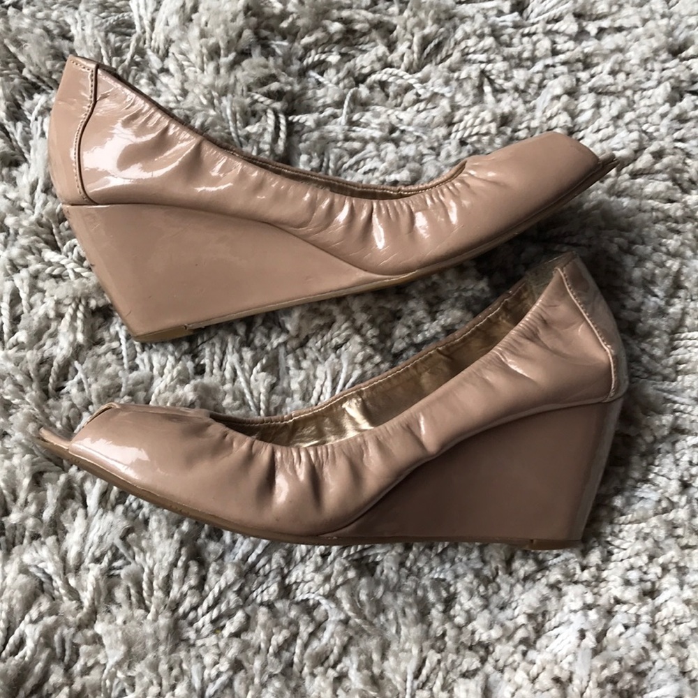 BCBG Wedges